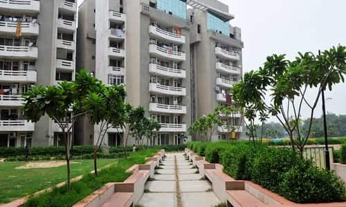 Gulmohar Apartment Shalimar Bagh, New Delhi: Location, Connectivity, Facilities